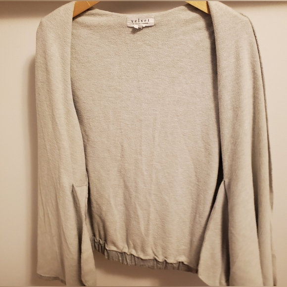 Velvet by Graham & Spencer open front cardigan. Light heathered grey. Size M. - Picture 8 of 11